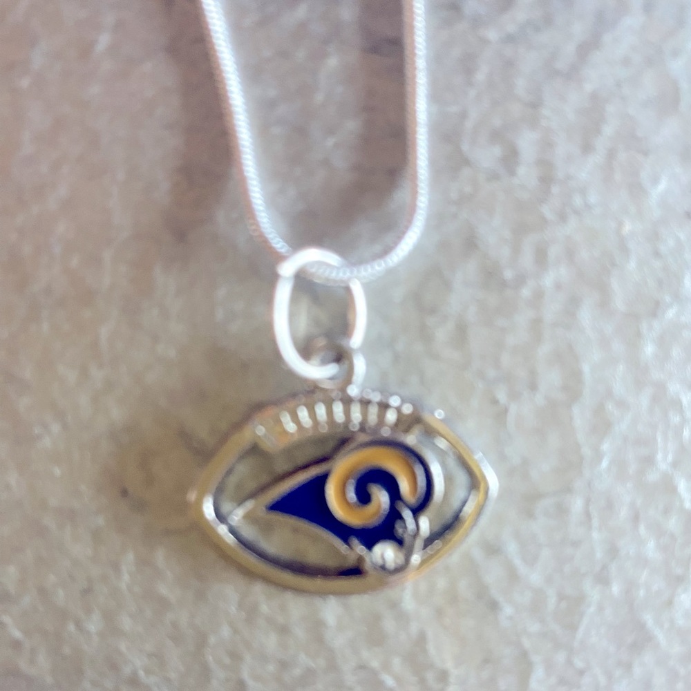 Los Angeles Rams necklace new
